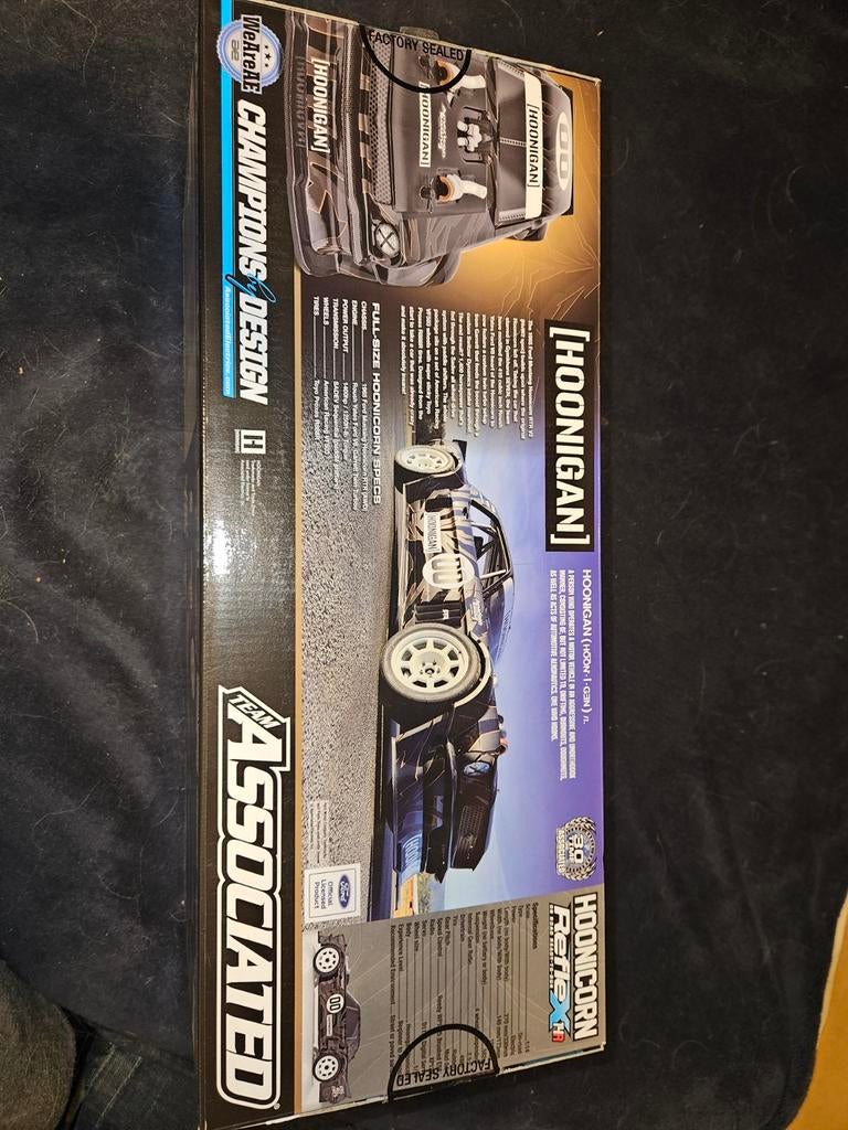 Team Associated 1/24 Hoonigan Hoonicorn RTR RC Auto, Hobby en Vrije tijd, Modelbouw | Radiografisch | Auto's, Elektro, Ophalen of Verzenden