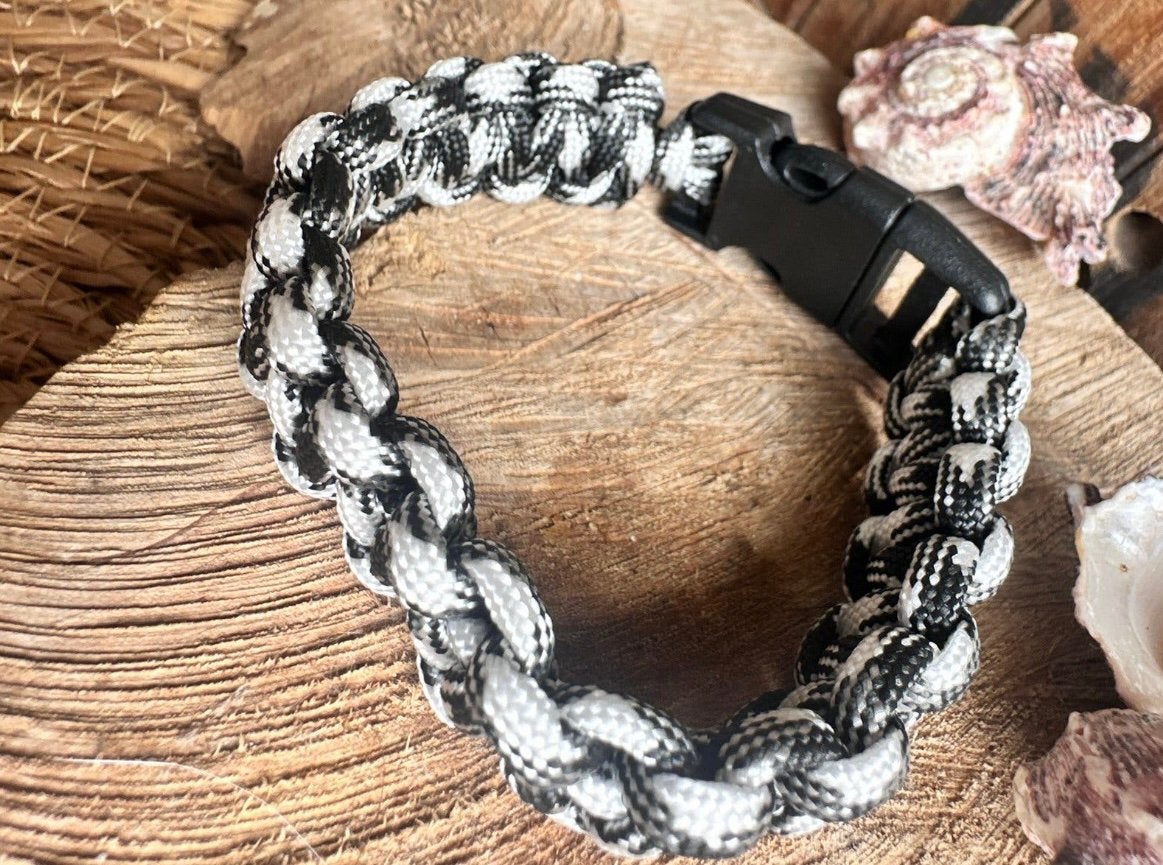 Stoere paracord armband / heren / zwart - wit, Ophalen of Verzenden, Nieuw