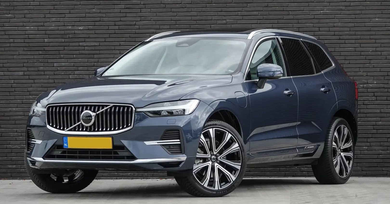 Originele 21 inch Volvo R-Design velgen winterbanden XC60, Gebruikt, 255 mm, -, -