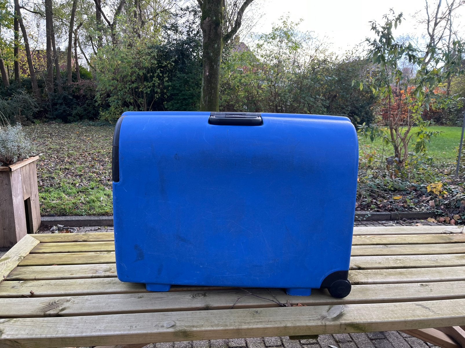 Blauwe carlton hard schalen koffer, Gebruikt, Hard kunststof, Ophalen of Verzenden, 70 cm of meer
