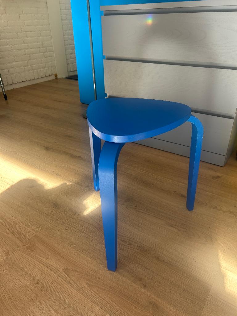IKEA KYRRE kruk blauw, Verzenden, Zo goed als nieuw, Hout