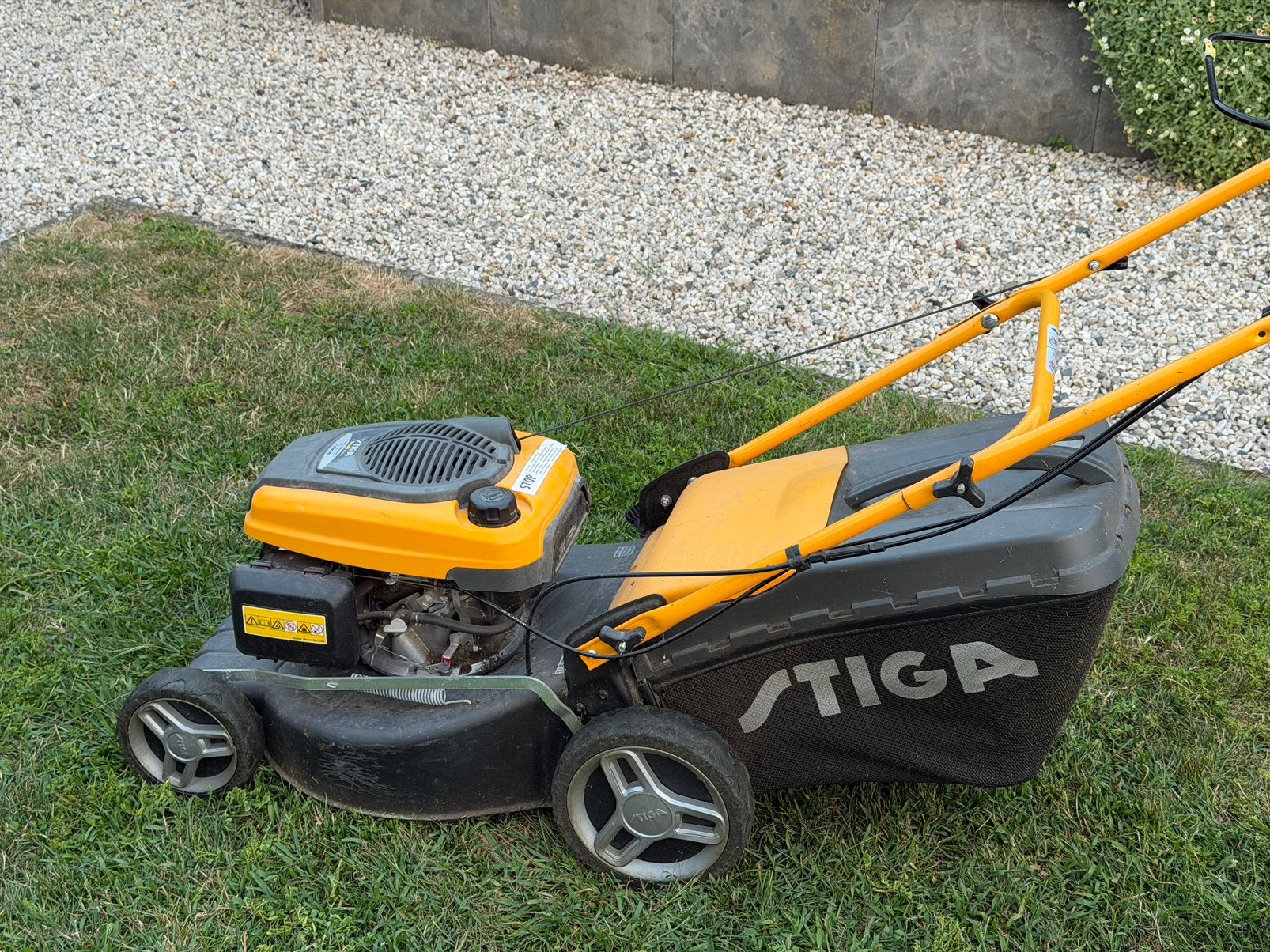 Stiga Combi 48 SH grasmaaier met loopondersteuning, Tuin en Terras, Grasmaaiers, Gebruikt, Benzine-grasmaaier, 40 t/m 49 cm, Cirkelmaaier