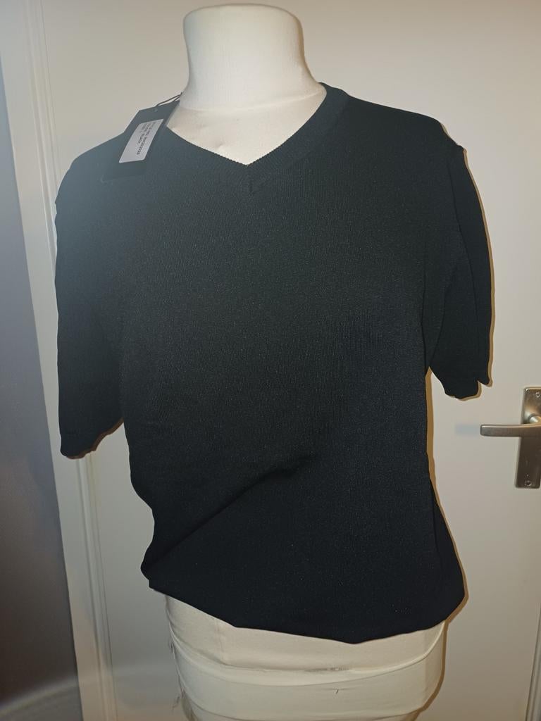 Fijngebreide V-hals trui Black M en L, Kleding | Dames, Tops, Zwart, Maat 42/44 (L), Nieuw, Ophalen of Verzenden