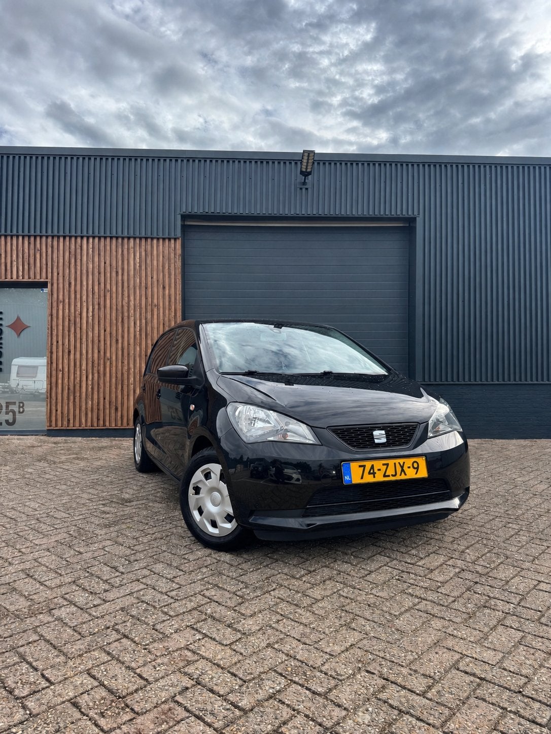 Seat Mii 1.0 44KW 2013 Zwart
