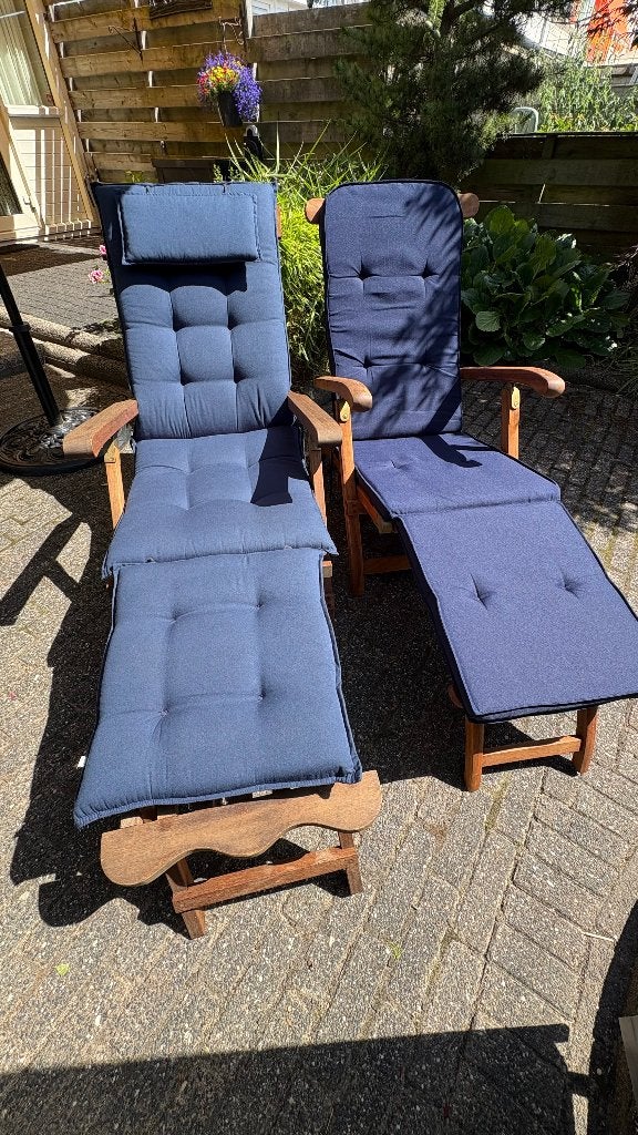 2x Teakhouten Ligstoelen met Kussens, Ophalen, Zo goed als nieuw, Teakhout, Verstelbaar