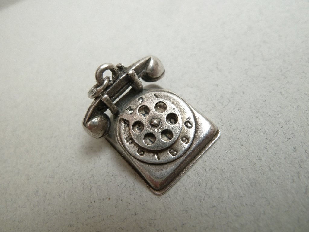 Oude 'Beau' bedel zilver Draaischijf Telefoon draait Hello, Verzenden, Zilver, Hanger