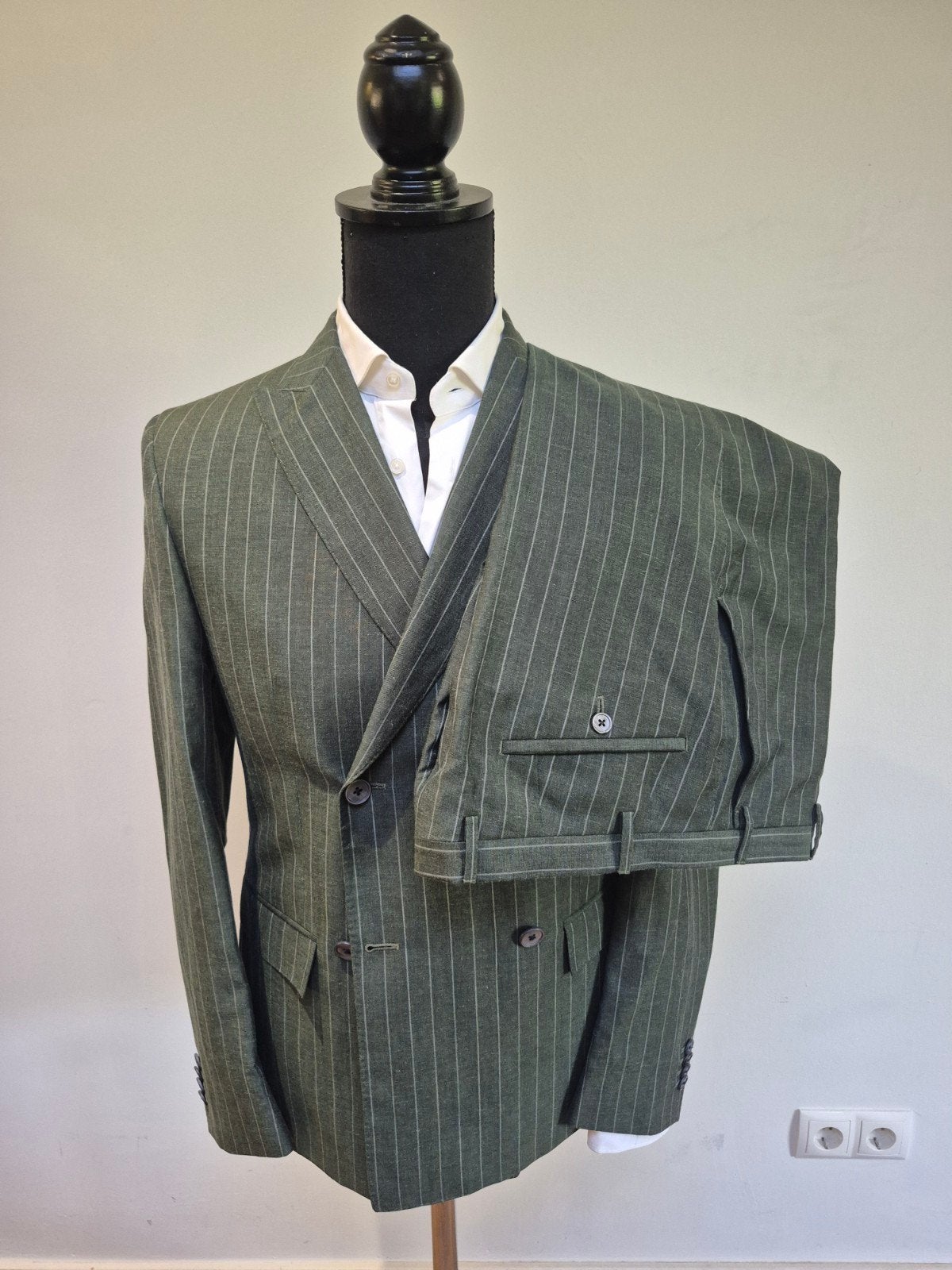 Corneliani Double breasted pak, maat 50, wol linnen, Nieuw!, Corneliani, Maat 48/50 (M), Nieuw, Ophalen of Verzenden