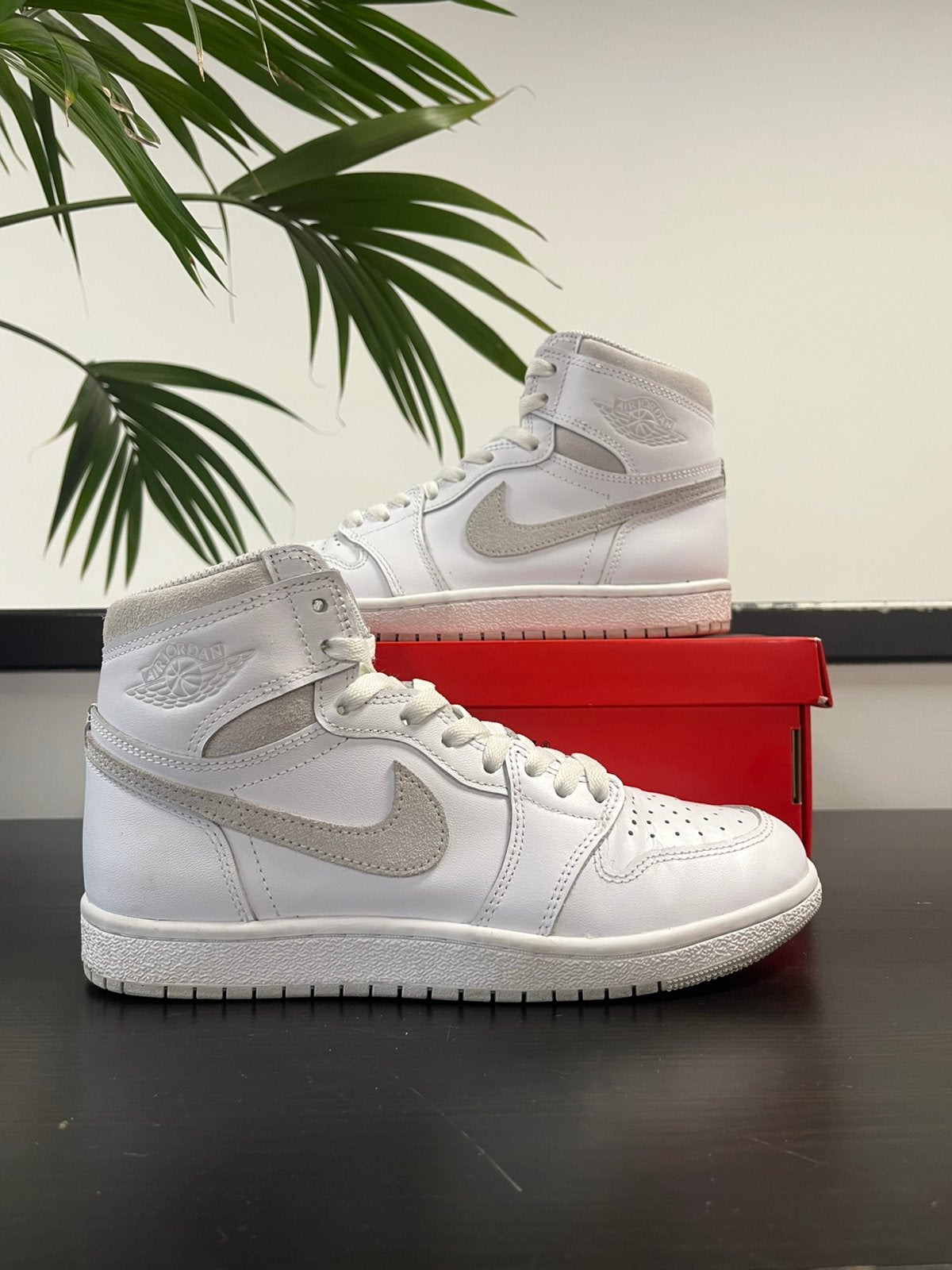 Jordan 1 Retro High ‘85 Neutral Grey, Overige kleuren, Ophalen of Verzenden, Sneakers of Gympen, Zo goed als nieuw