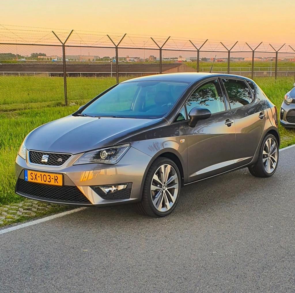 Seat Ibiza 1.0 eco-TSI FR connect 116PK  2017 Technic grey, Voorwielaandrijving, 40 €/maand, 1009 kg, Handgeschakeld