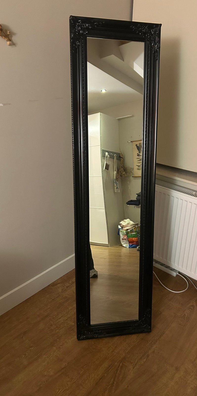 Zwarte Xenos spiegel met sierlijke rand, 44x180cm, Huis en Inrichting, Minder dan 50 cm, Ophalen of Verzenden, Zo goed als nieuw