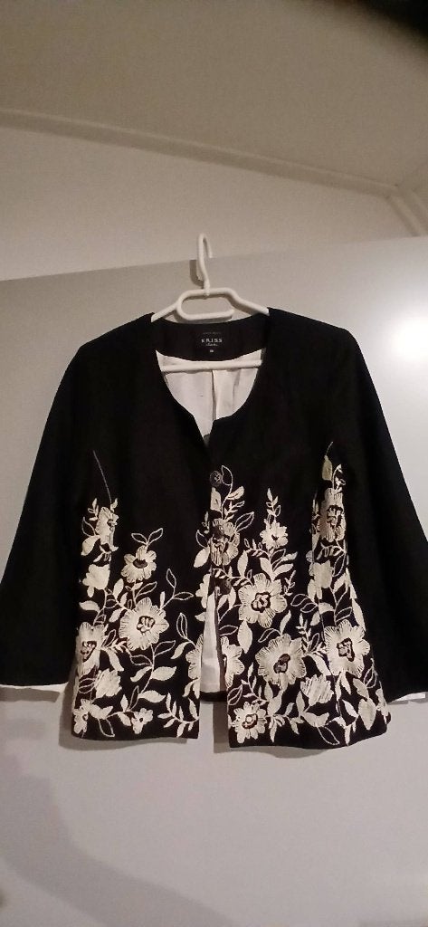 Vintage Kriss Jasje met bloemenborduursel - Maat M, Kleding | Dames, Maat 38/40 (M), Kriss, Zwart, Ophalen of Verzenden