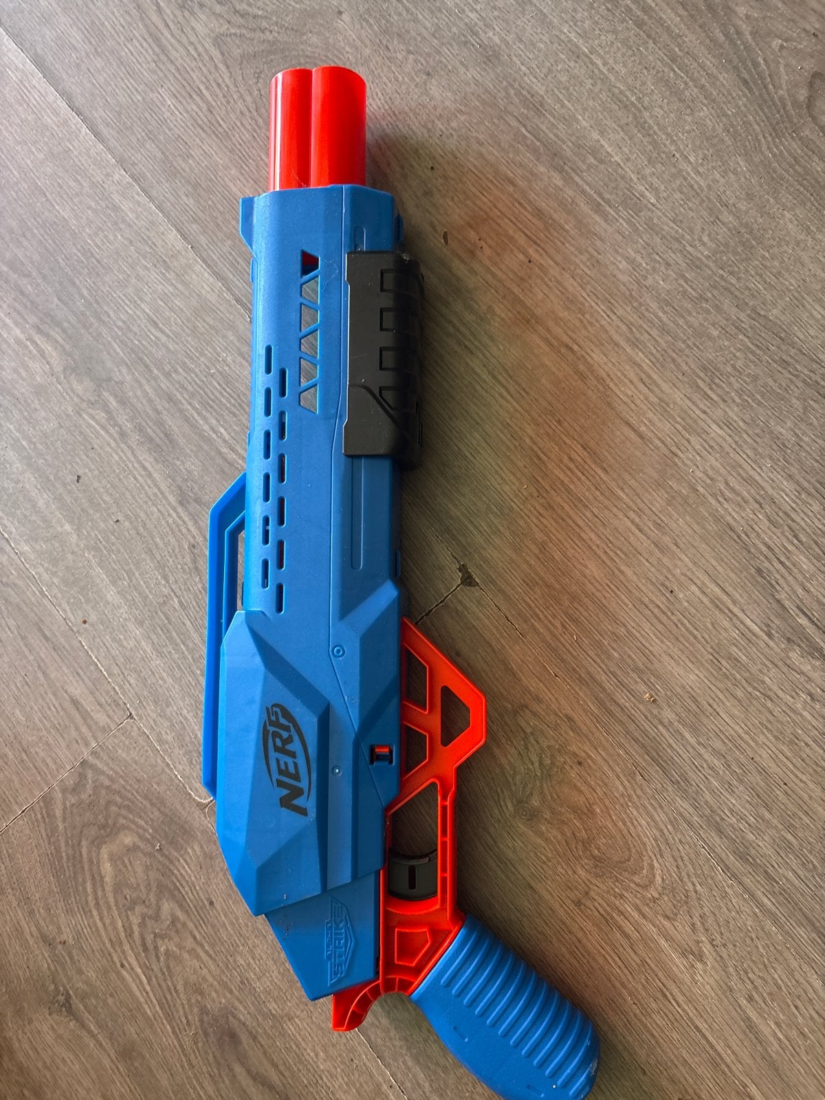 Nerf pump action shotgun, Ophalen, Gebruikt, Jongen of Meisje