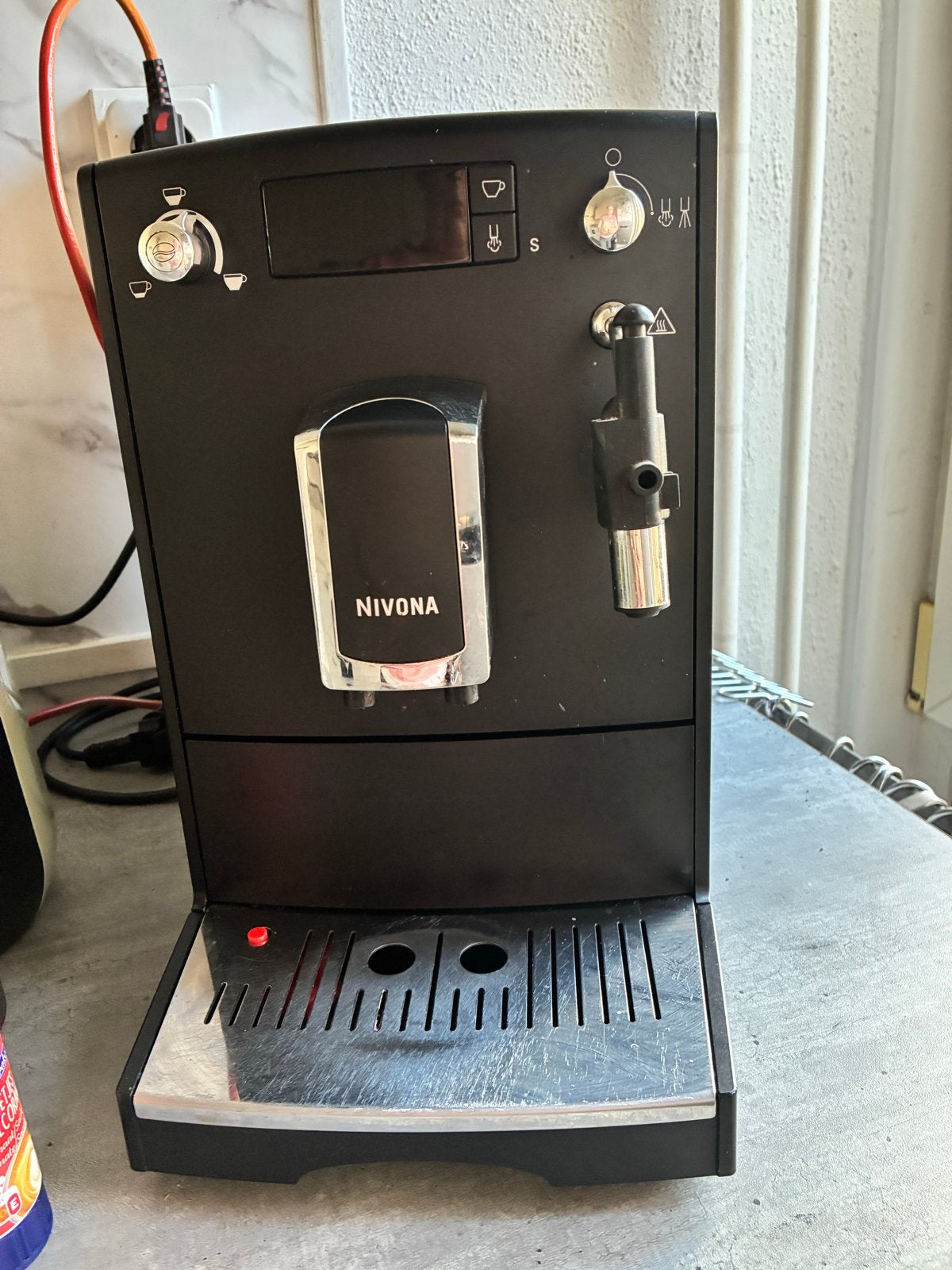 Nivona Koffiemachine - opkanpper, Koffiemachine, Koffiebonen, Niet werkend, 2 tot 4 kopjes