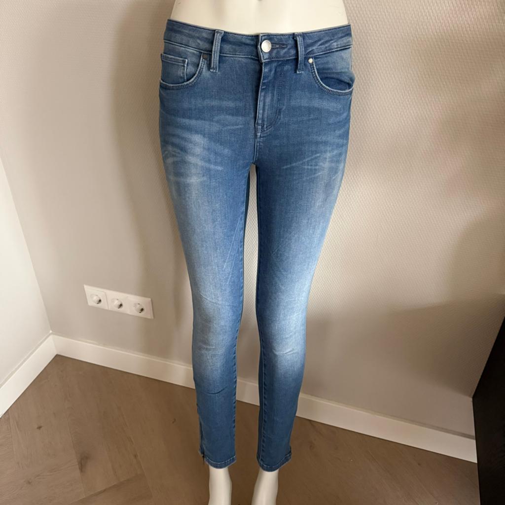 Tommy Hilfiger Skinny Jeans Como RW Jegging fit maat 27/ 36, Ophalen of Verzenden, Zo goed als nieuw, Blauw, W27 (confectie 34) of kleiner