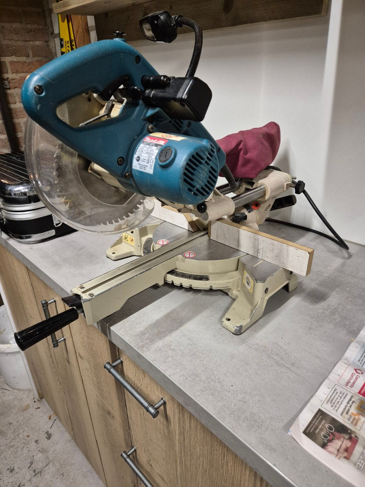 Makita LS0714FL professionele afkortzaag, Gebruikt, 600 tot 1200 watt, Ophalen of Verzenden, Makita