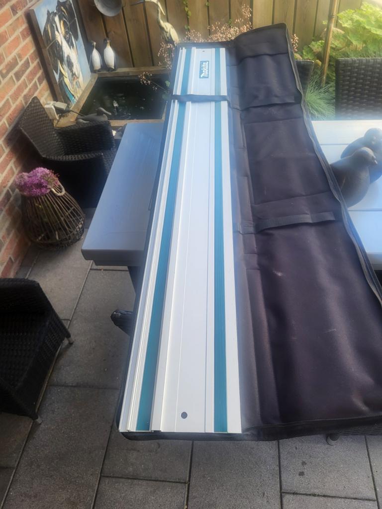 Makita invalzaag, Invalzaag, Ophalen of Verzenden, Zo goed als nieuw, 30 tot 70 mm