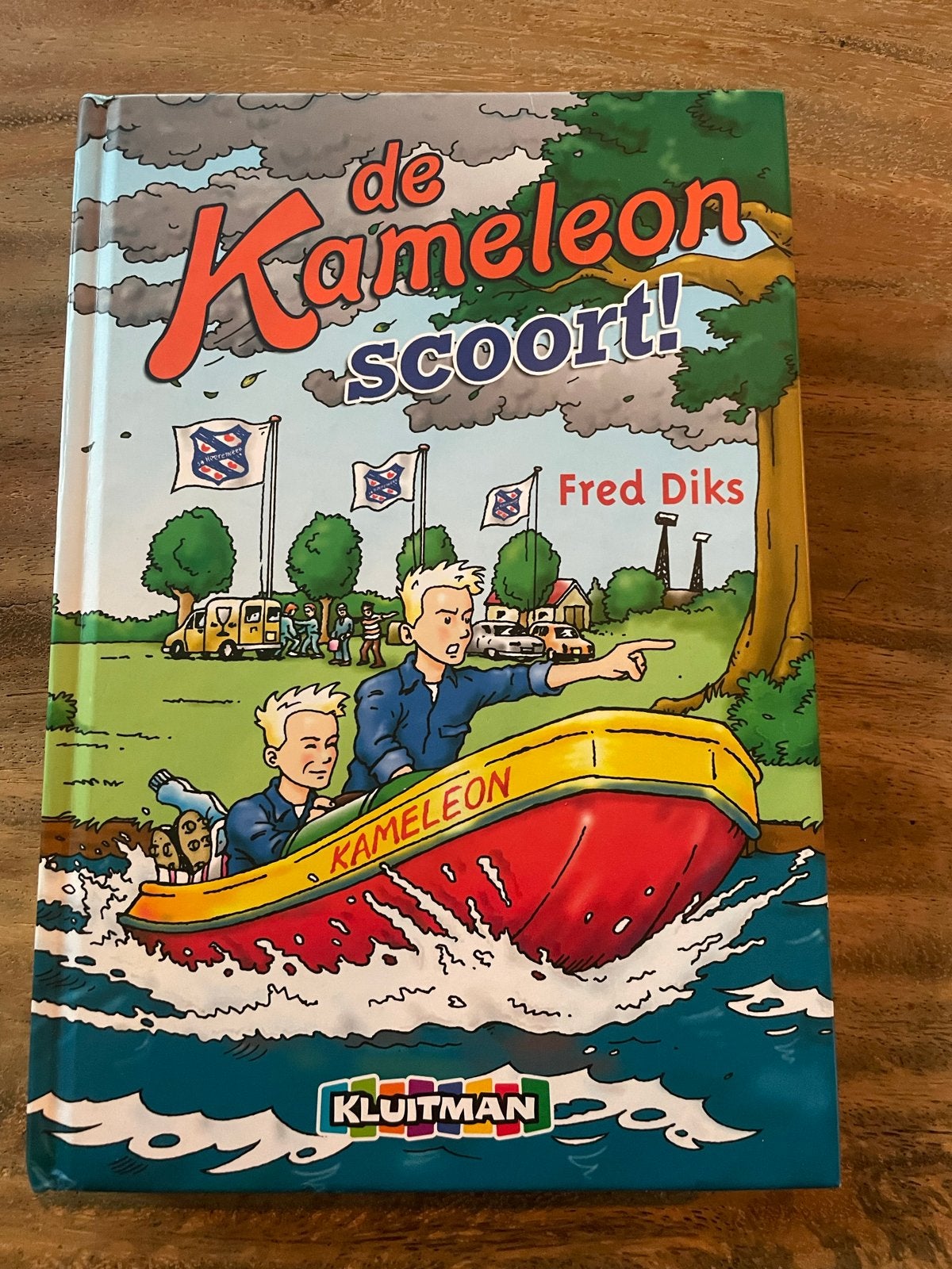 De Kameleon scoort! - Fred Diks, Boeken, Ophalen of Verzenden, Nieuw, Fictie algemeen