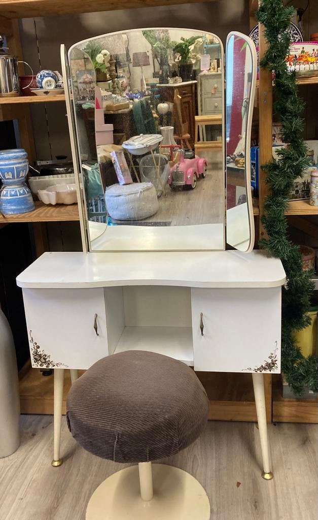 Vintage witte kaptafel 3 luik spiegel, Ophalen