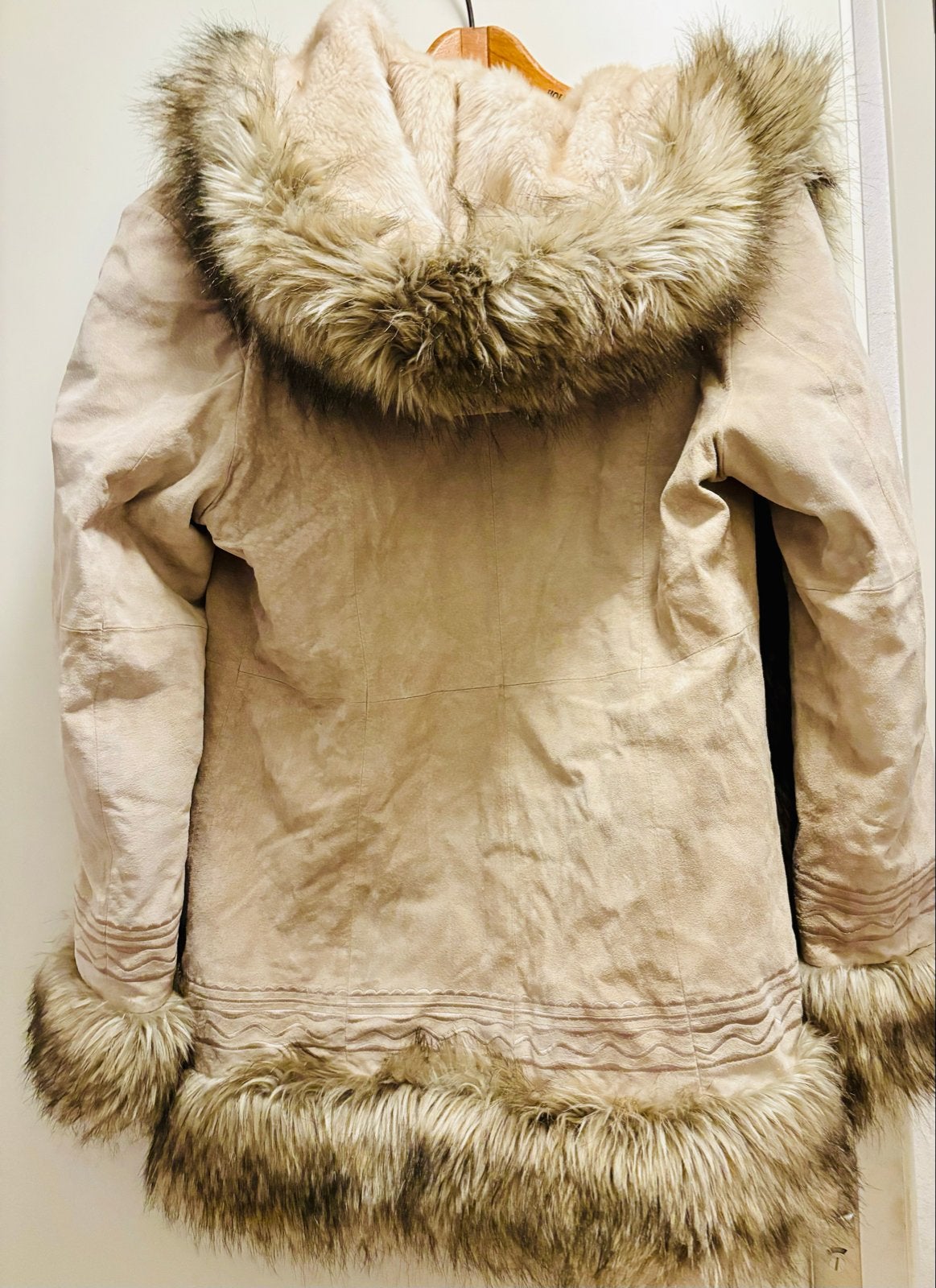 Penny Lane Afghaanse jas met bontrand en capuchon, Ophalen of Verzenden, Gedragen, Maat 38/40 (M), Beige