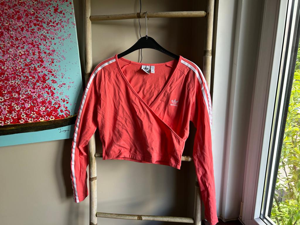 Adidas Crop Top Lange Mouw - Koraalrood, Kleding | Dames, Overige kleuren, Maat 42/44 (L), Ophalen of Verzenden, Lange mouw