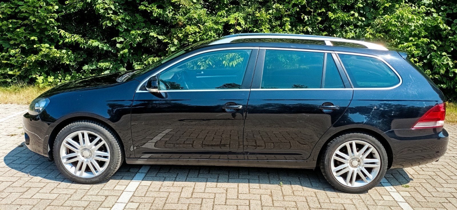 VW Golf 1.2 TSI Variant 2012 Zwart Highline Blue motion., Auto's, Voorwielaandrijving, 680 kg, 4 cilinders, Zwart