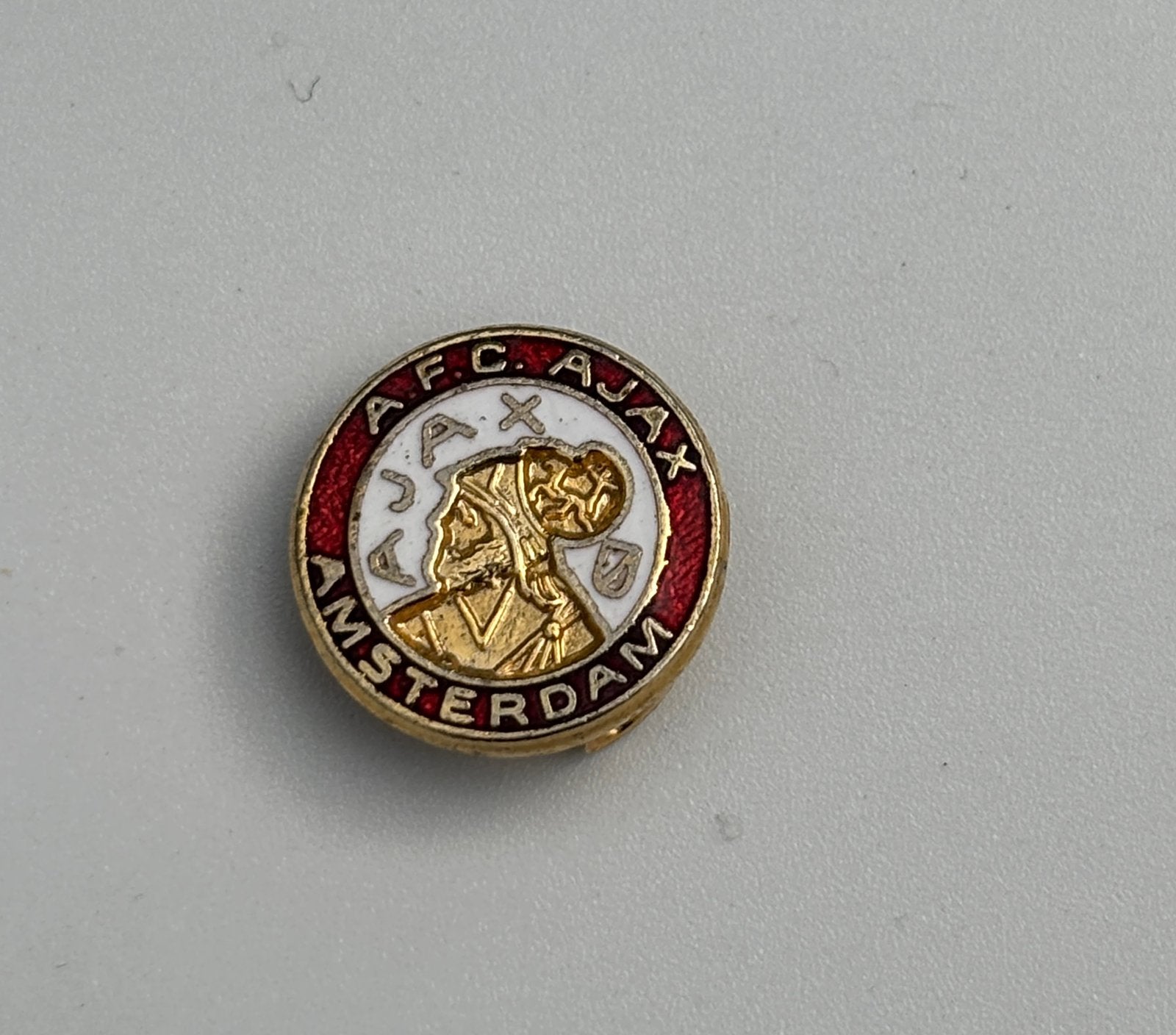 Oude pin badge  a.f.c.  Ajax, Ophalen of Verzenden, Zo goed als nieuw, Sport