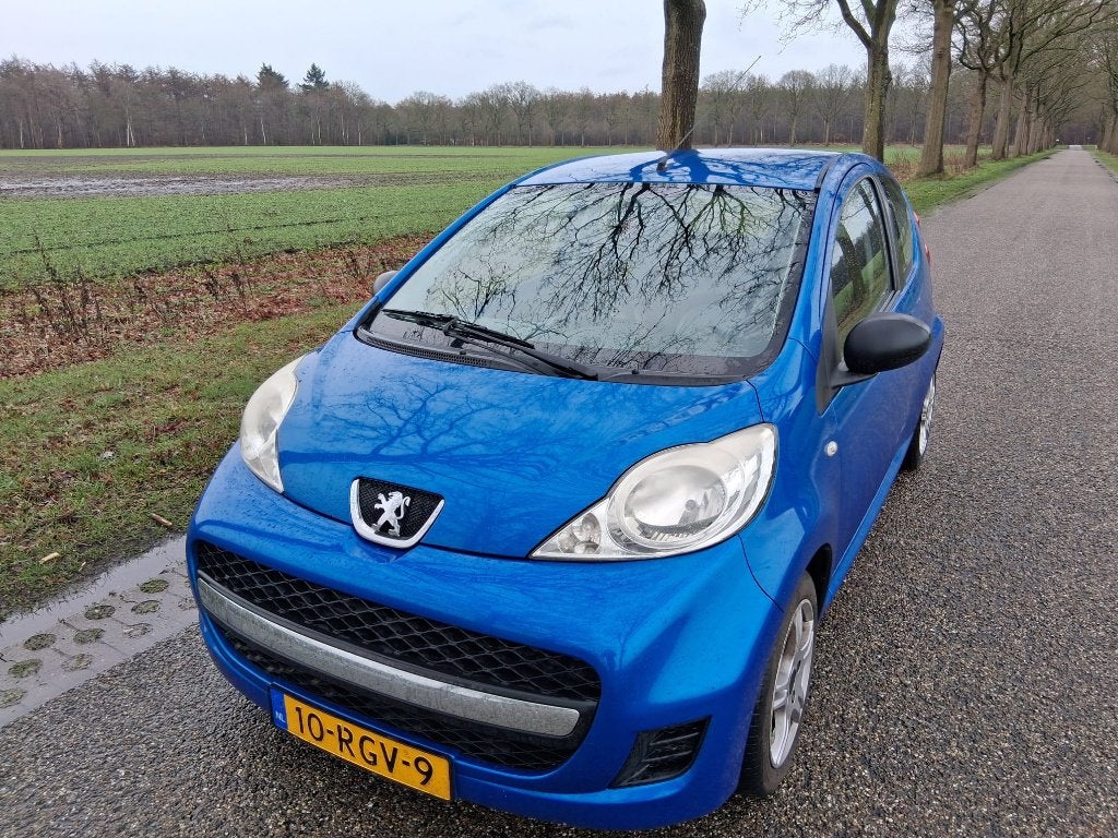 Peugeot 107 1.0 12V E-vti 68PK 3DR 2011 Blauw, Voorwielaandrijving, Stof, 68 pk, Origineel Nederlands