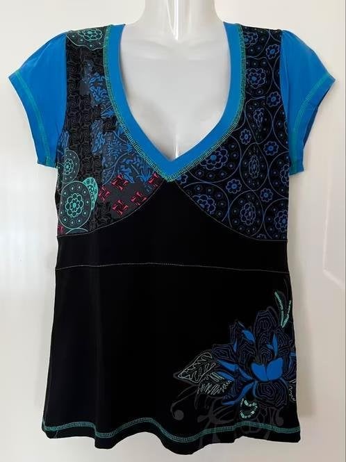 Desigual top maat M, Maat 38/40 (M), Zwart, Ophalen of Verzenden, Zo goed als nieuw