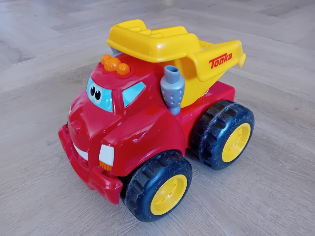 Tonka- chuck de kiepwagen rood/geel - speelgoed, Ophalen of Verzenden, Gebruikt