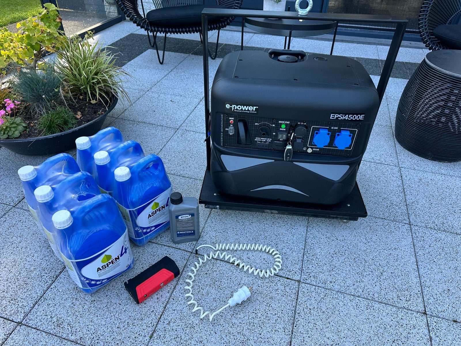 E-power EPSi4500E aggregaat met 6 kannen Aspen 4, Ophalen, Elektrisch startend, Benzine, Nieuw