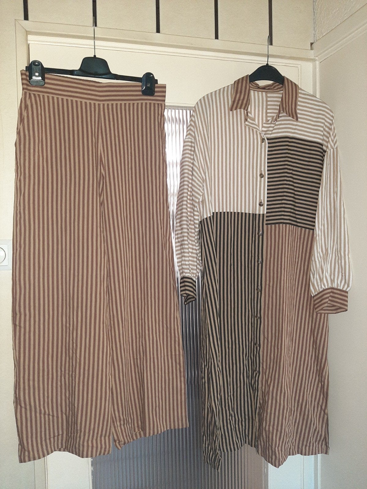 CAROLINE BISS set, Maat 38/40 (M), Bruin, Verzenden, Zo goed als nieuw