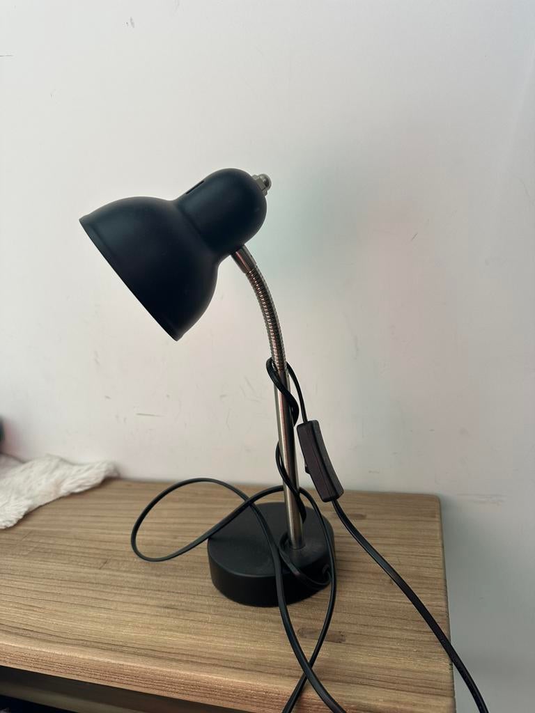 Zwart bureau lampje, Ophalen, Zo goed als nieuw, Minder dan 50 cm
