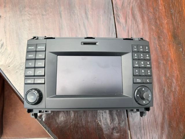 Mercedes Vito Alpine Radio, Ophalen of Verzenden, Zo goed als nieuw
