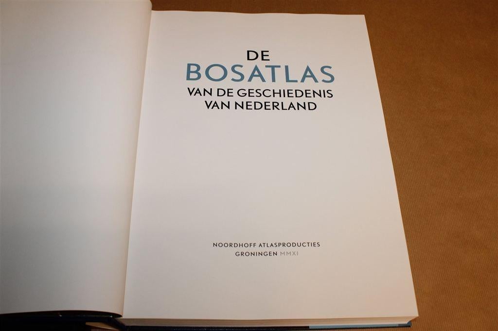Bosatlas Geschiedenis van Nederland — 576p. Naslagwerk XL, Boeken, Atlassen en Landkaarten, Ophalen of Verzenden, 1800 tot 2000