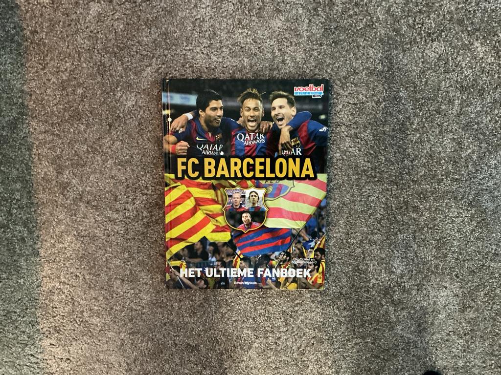 FC Barcelona: Het Ultieme Fanboek, Ophalen of Verzenden, Gelezen, Balsport