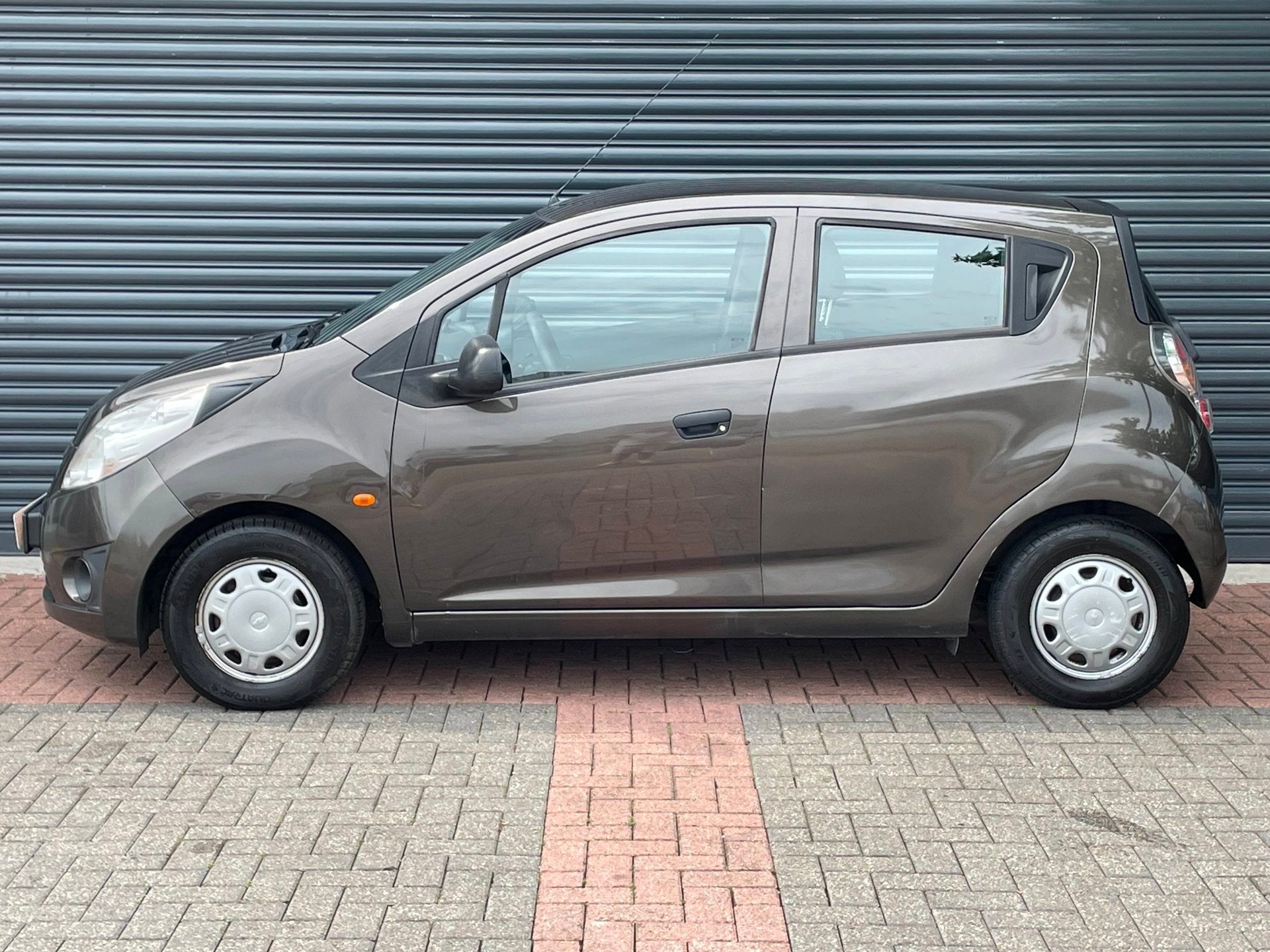 Chevrolet Spark 1.0 16V L Rijdt super !, Auto's, Chevrolet, Voorwielaandrijving, Stof, Gebruikt, Zwart