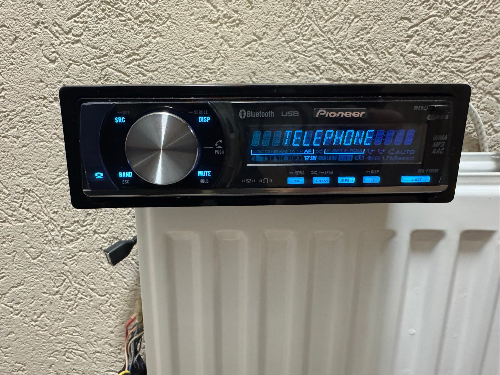 Pioneer DEH-P700BT Autoradio met Bluetooth enUSB Aux z.g.a.n, Ophalen of Verzenden, Zo goed als nieuw