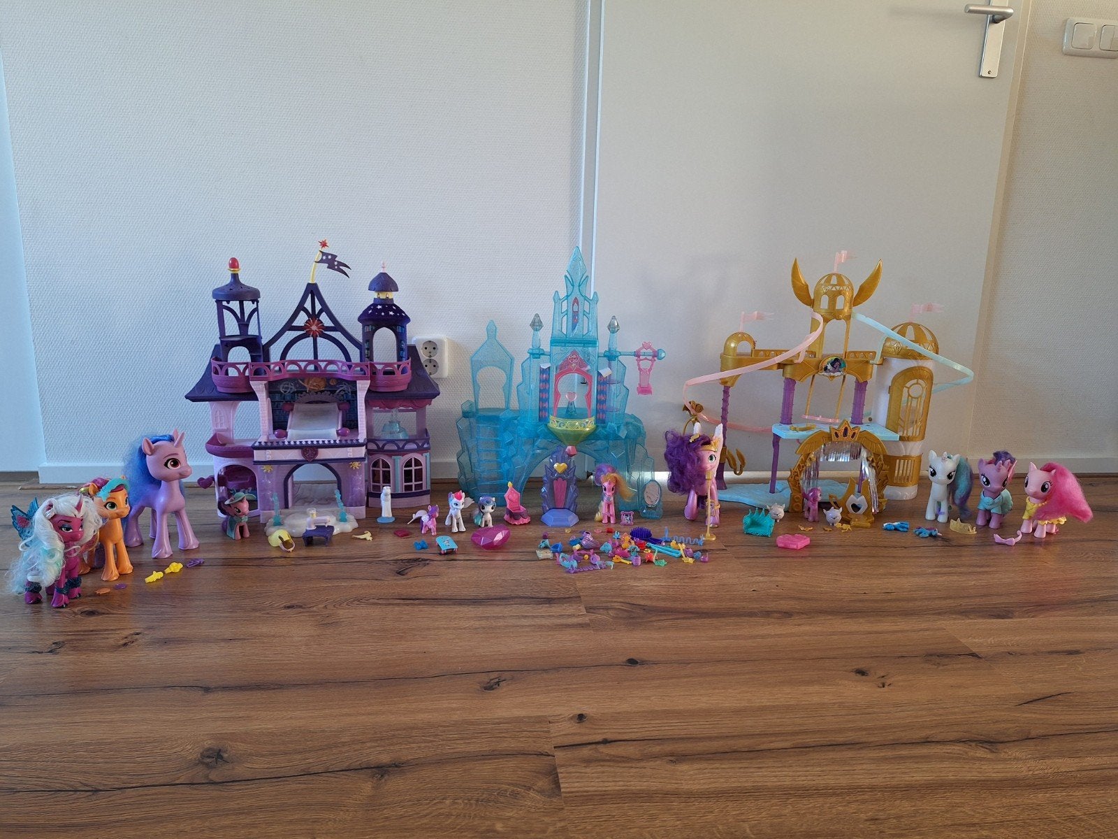 Grote My Little Pony speelset met kastelen en figuren, Ophalen, Gebruikt, Meisje