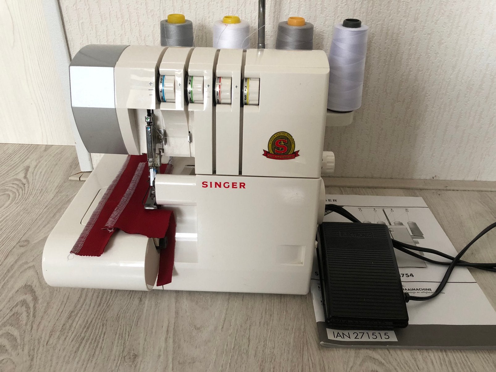 singer lockmachine 14sh754 u kunt het hier testen, Ophalen of Verzenden, Zo goed als nieuw, Lockmachine, Singer