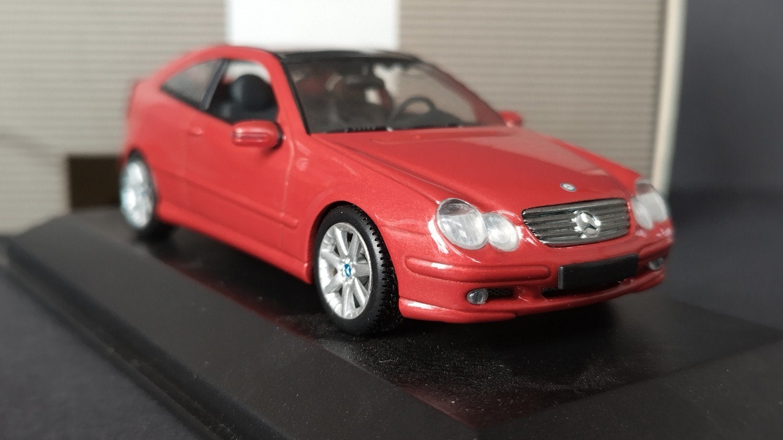 Mercedes Benz C Klasse Sport Coupe 1:43 Minichamps Pol, Auto, Verzenden, ., Nieuw