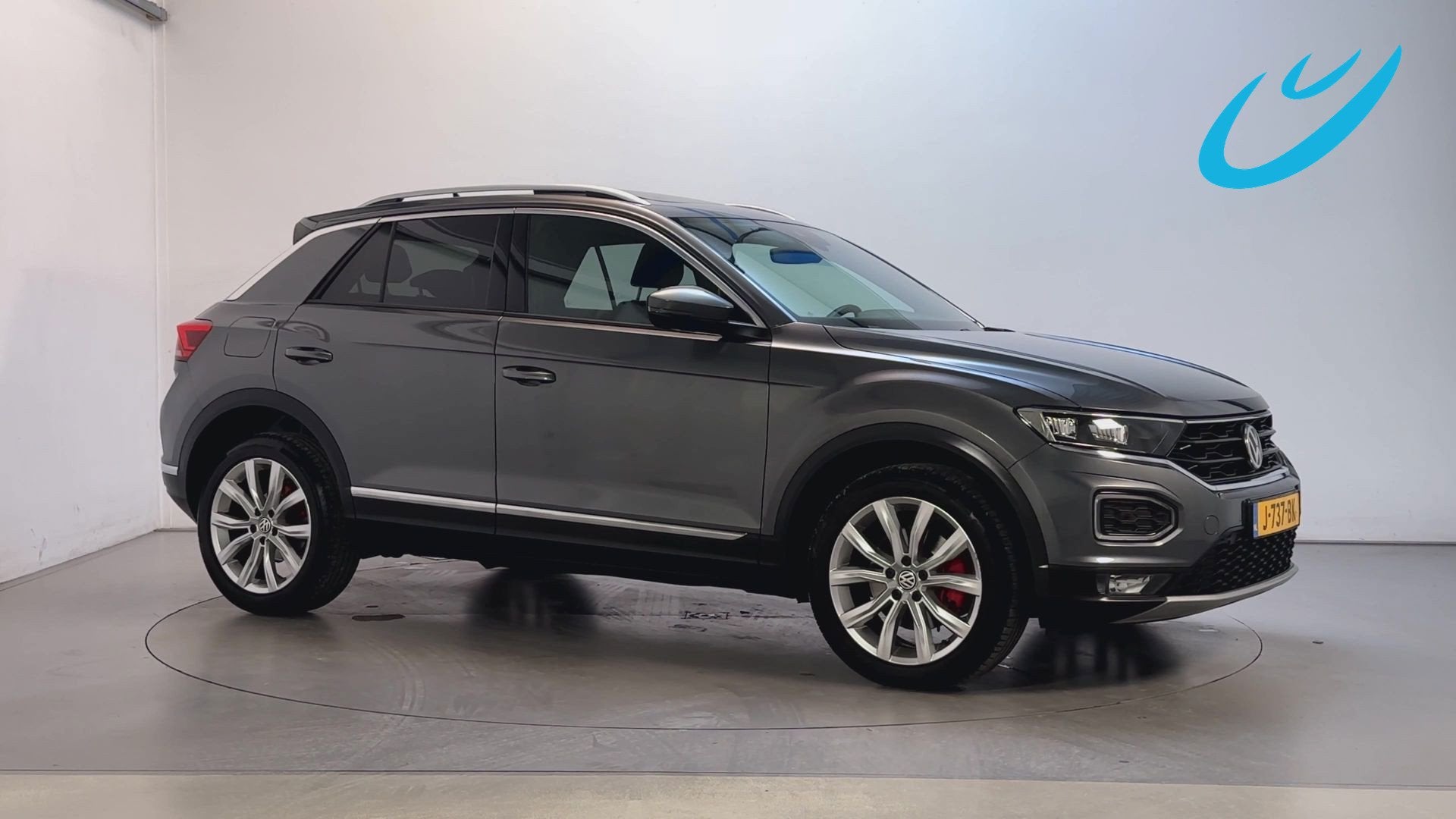 Volkswagen T-Roc 1.5 TSI 150pk DSG Sport LED Panoramadak Cam, Stof, 4 cilinders, Origineel Nederlands, Bedrijf