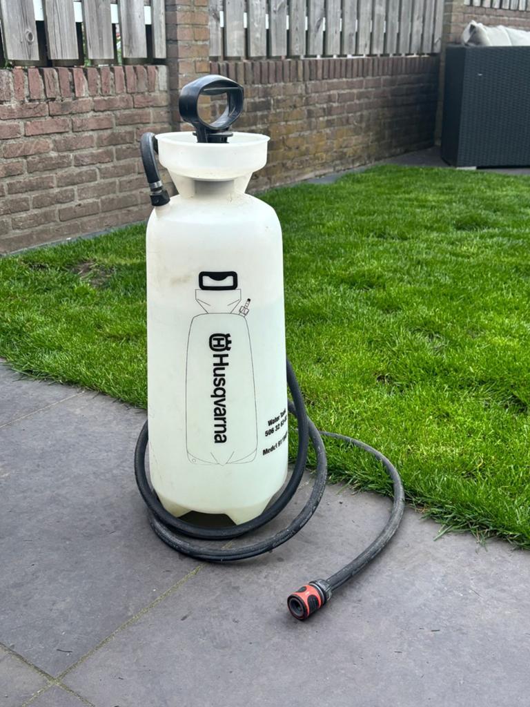 Husqvarna waterdruktank 13,3 ltr, Ophalen, Zo goed als nieuw