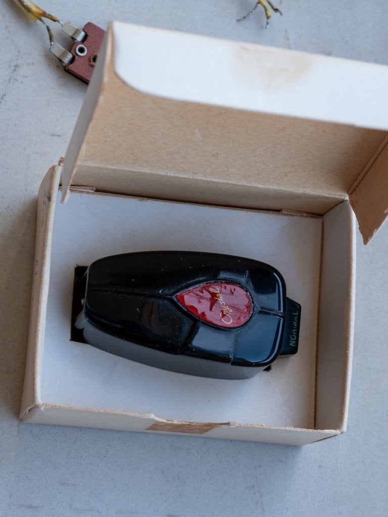 Zwarte Triotrack toonkop met Ronette Crystal element, Ophalen of Verzenden, Gebruikt, Platenspeler-onderdeel, Overige merken