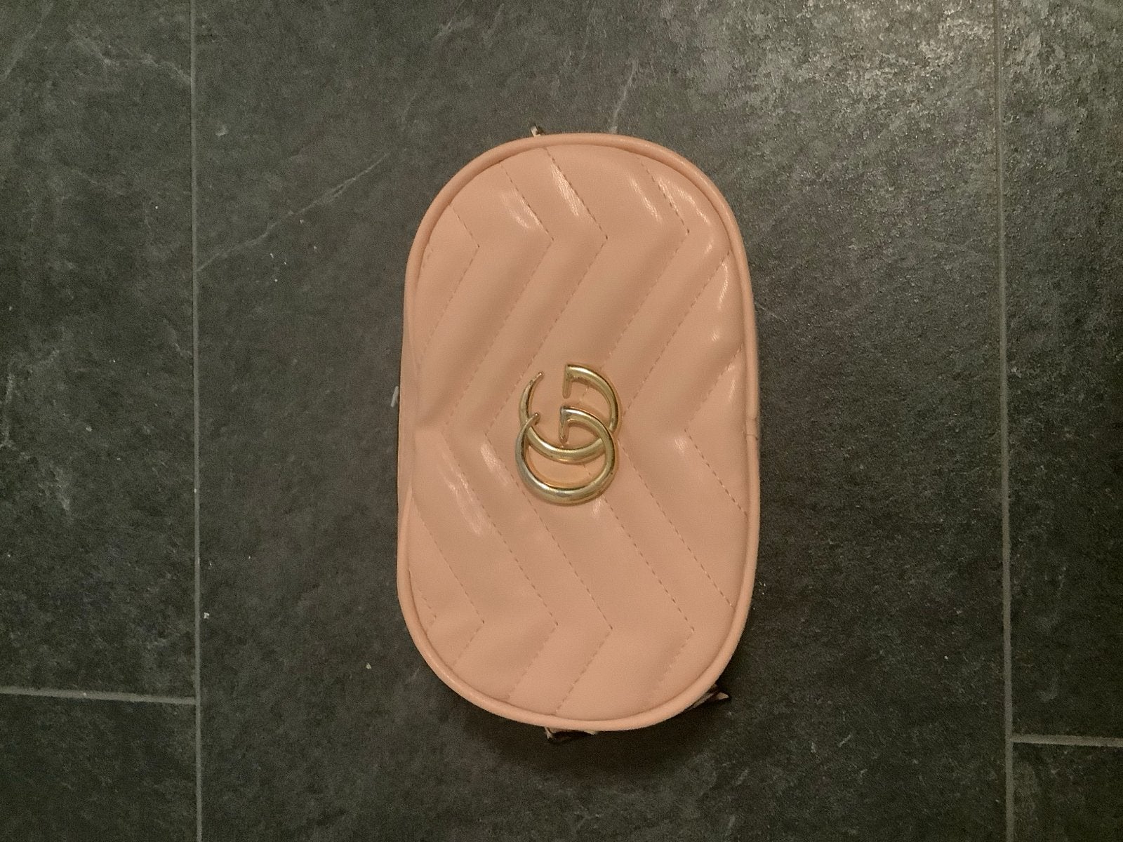 Stijlvol Roze gucci tas met Gouden Details, Ophalen, Gebruikt, Roze, Schoudertasje