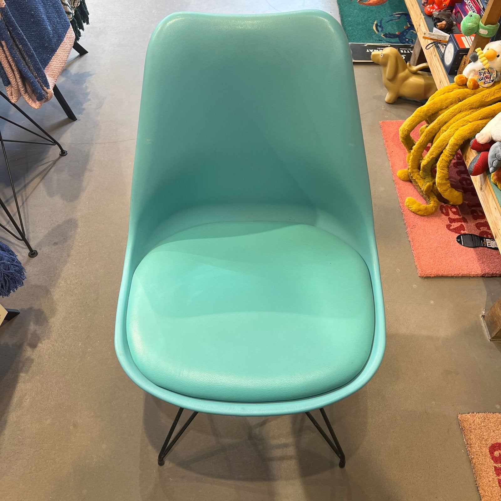 Eetkamerstoel 2x, Huis en Inrichting, Stoelen, Ophalen, Zo goed als nieuw, Twee