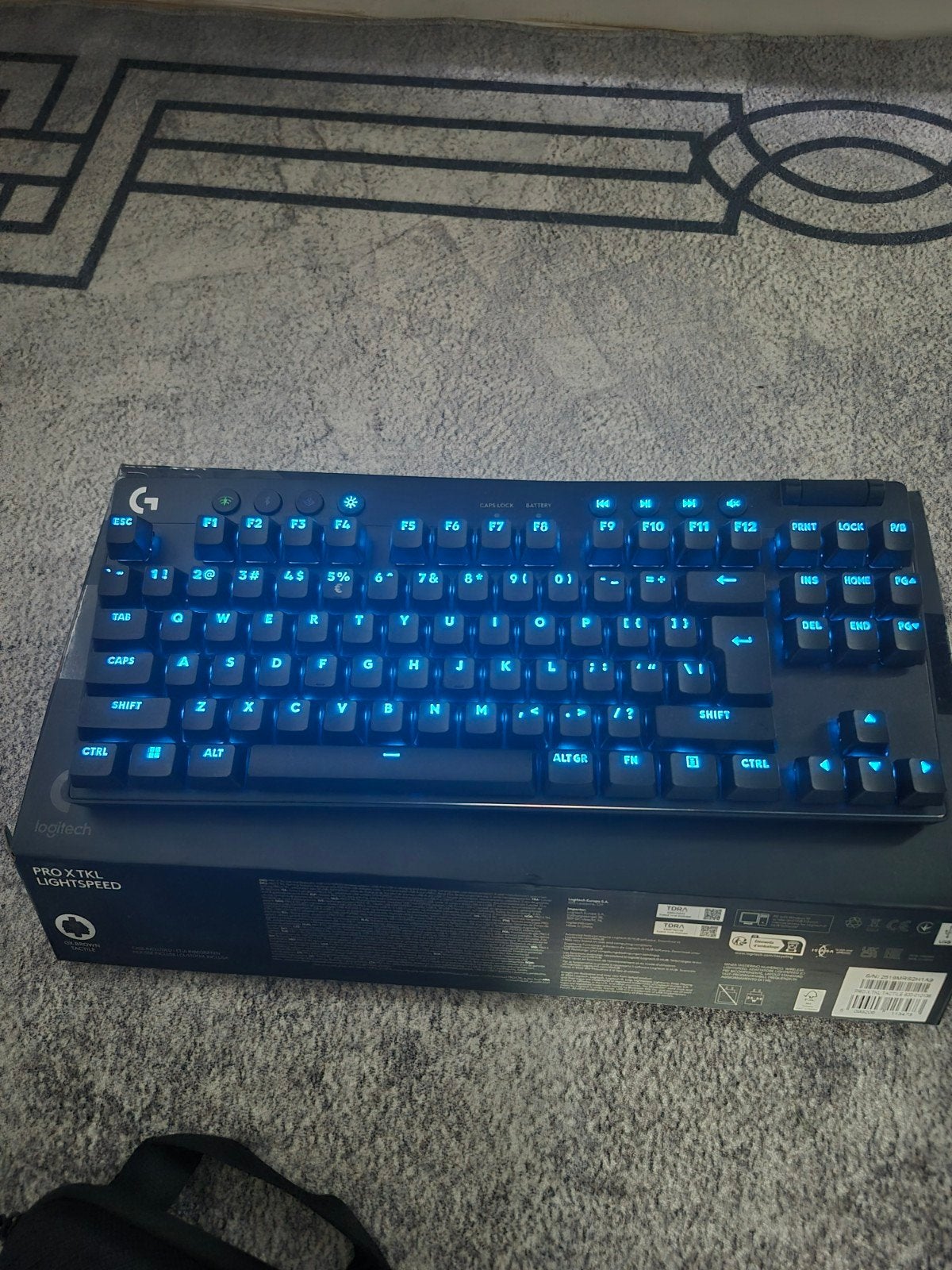 Logitech G PRO X TKL LIGHTSPEED - Zo goed als nieuw (met ori, Logitech., Ophalen of Verzenden, Zo goed als nieuw, Draadloos