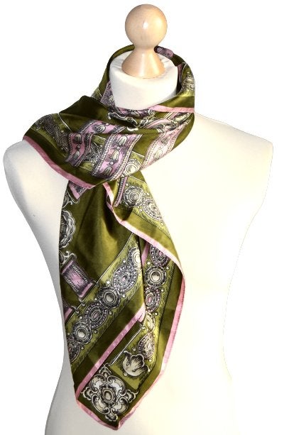 Vintage designer foulard, zijde shawl, groen/roze, Verzenden, Maat 46/48 (XL) of groter, Zo goed als nieuw, Sjaal