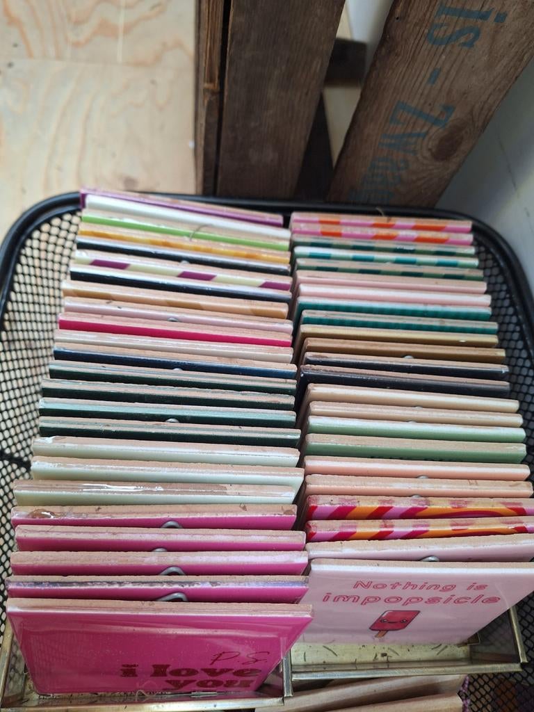 Partij tegeltjes 45 stuks nieuw, Huis en Inrichting, Woonaccessoires | Overige, Meerkleurig, Overige materialen, Overige stijlen