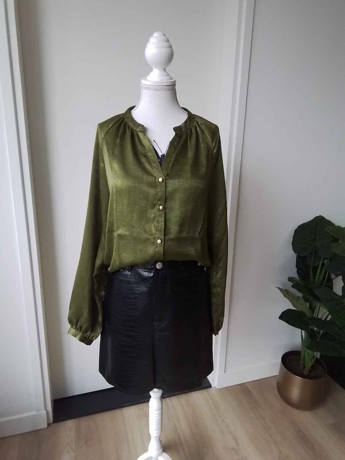 Olijfgroene bloes Geisha mt S, Kleding | Dames, Blouses en Tunieken, Geisha, Ophalen of Verzenden, Maat 36 (S), Groen