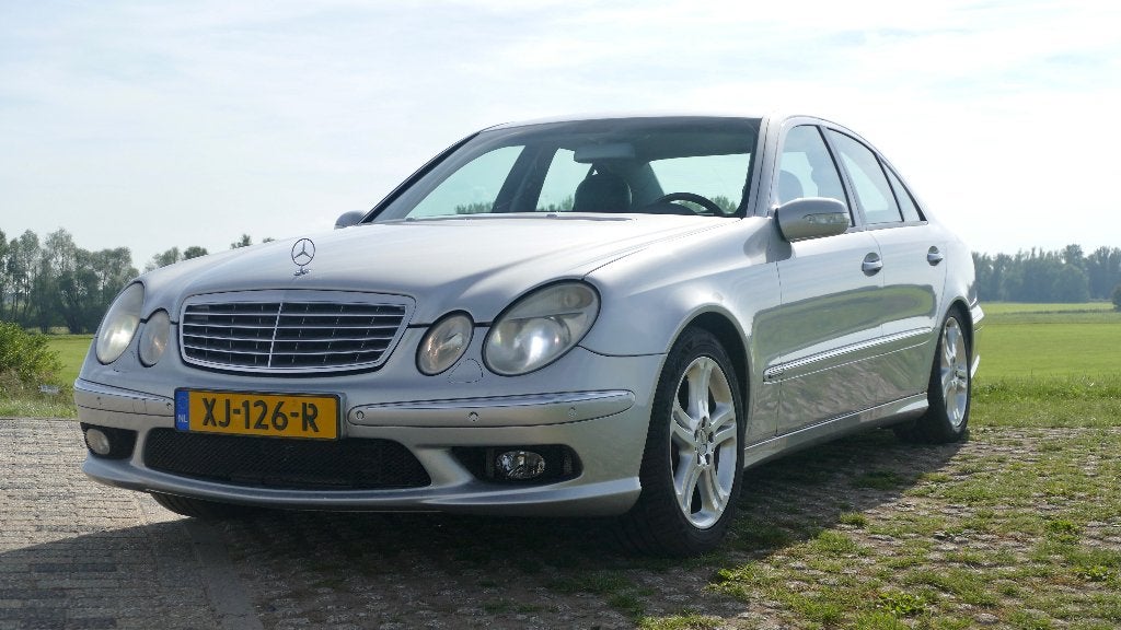 Mercedes-Benz E500 AMG | Elegance | luchtvering | APK 7-27, Automaat, Achterwielaandrijving, Leder, 4966 cc